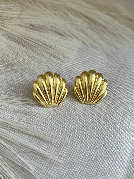 24K Gold Seashell Stud Earrings – Minimalist Ocean Jewelry
